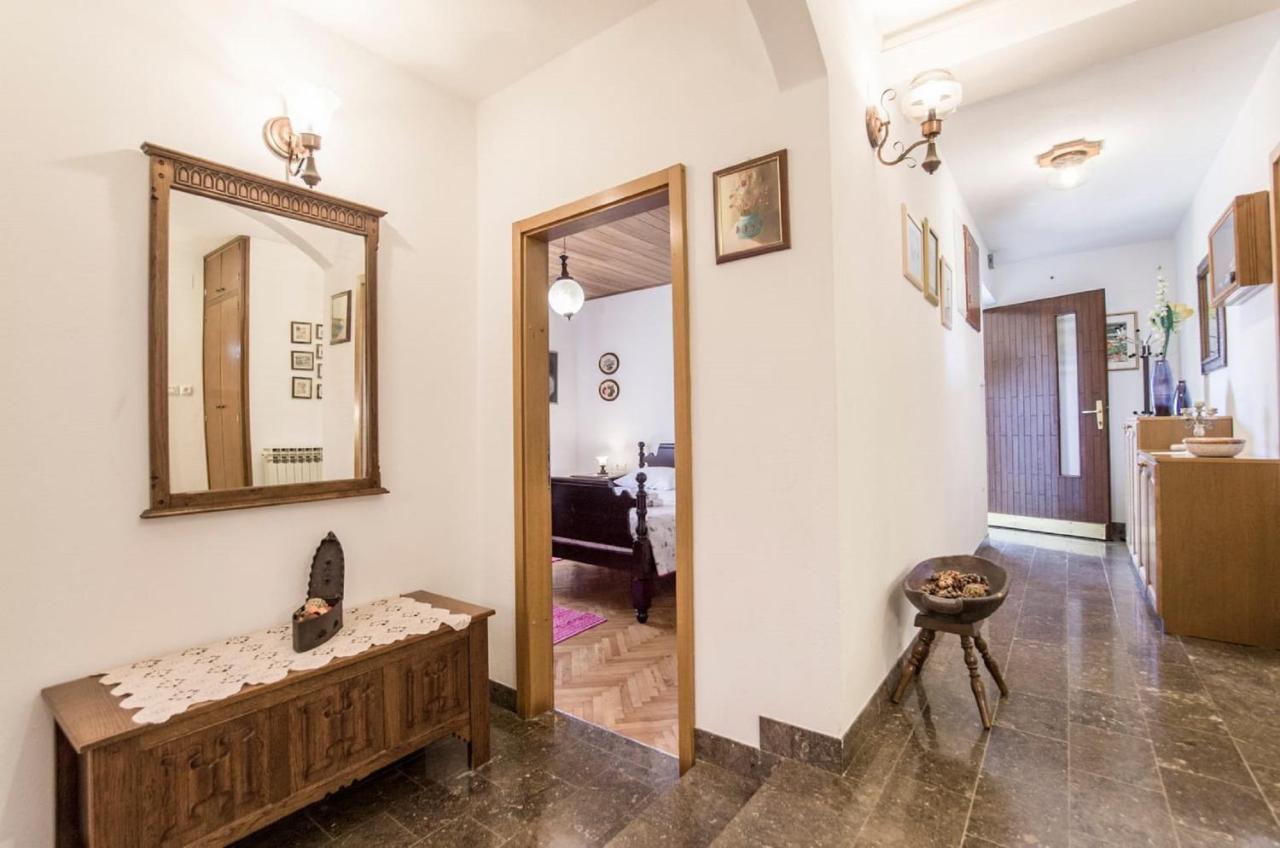 Holiday Home Villa Spilla Selca  المظهر الخارجي الصورة